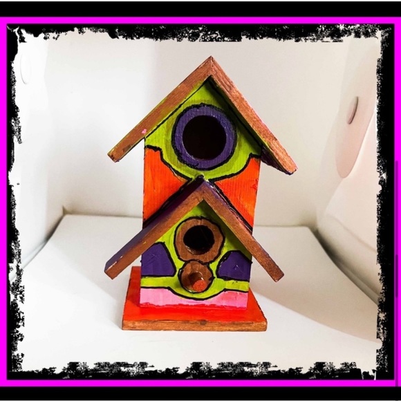 New Hand Painted & Handcrafted Double Hole Custom Birdhouse Home Decor - Picture 9 of 15